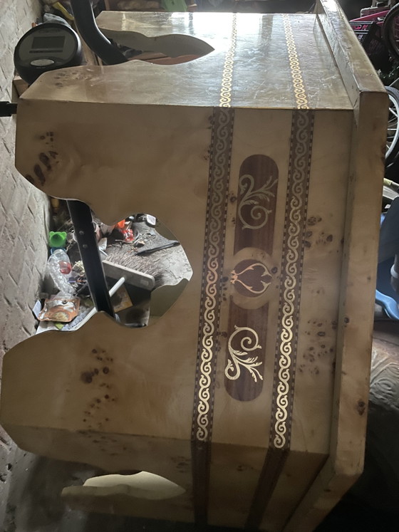 Image 1 of Einzigartiger, achteckiger Couchtisch im marokkanischen Stil, der auf Bestellung gefertigt wird – daher der Preis.