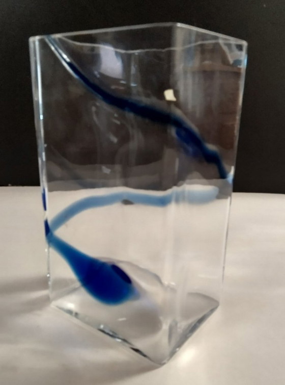 Image 1 of Vaso rettangolare in vetro Saphira con motivo blu