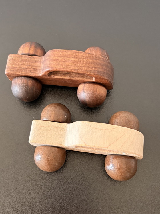 Set van 2 houten speelgoedauto's – Natuurlijk hout, minimalistisch design – Decoratieve objecten, Wood (photo 4 of 8)