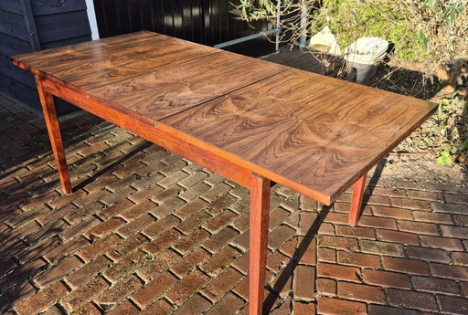 Armario de pared y mesa Pastoe