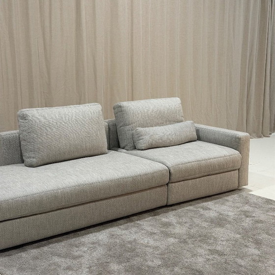 Image 1 of Two-seater Luv with relax function from Indera