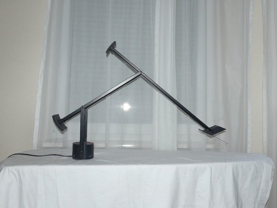 Artemide Tizio 50 Halogen Richard Zapper uk4aeb – Lámparas de escritorio, Plastic, Aluminium, Vintage (photo 4 of 13)