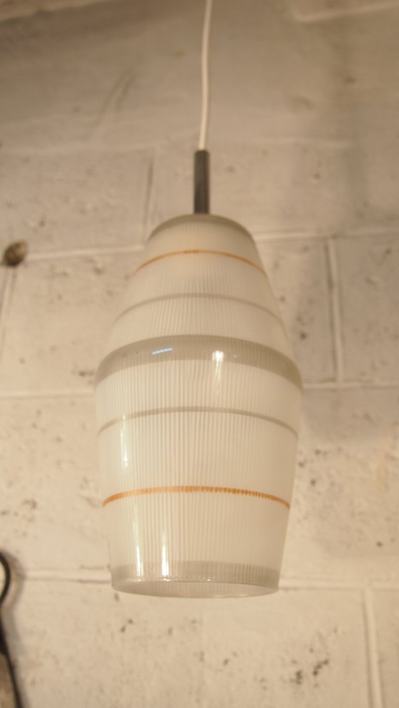 Image 1 of Lampadario a sospensione LUNEL Texture vintage della metà del secolo 1960