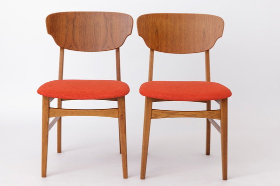 Image 1 of Satz von 4 dänischen Esszimmerstühlen - Teak & Eiche, 1960er Jahre, rot-orange gepolstert