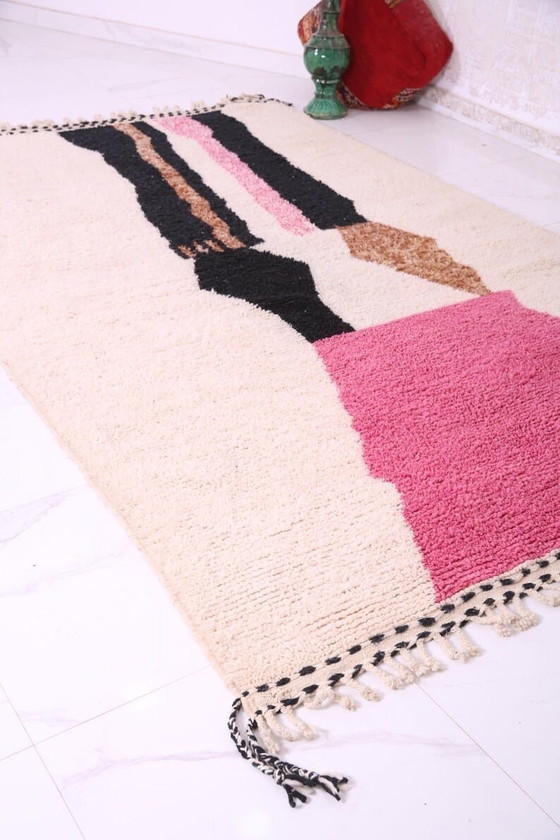 Image 1 of Tapis marocain en laine pure traditionnelle 150/250 cm