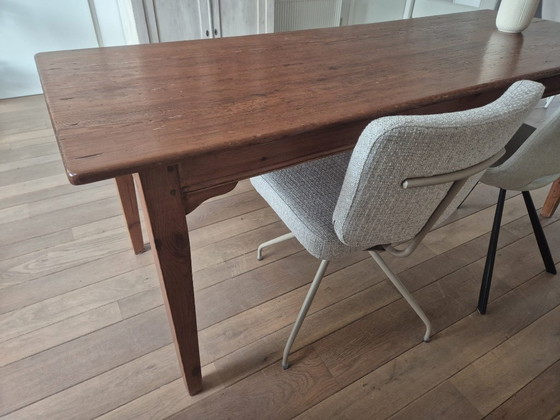Image 1 of Handgemaakte vintage tafel van oude kaasplanken