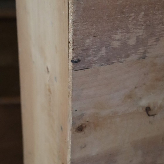 Image 1 of Antieke massief notenhouten ladekast, Italië, begin 19e eeuw