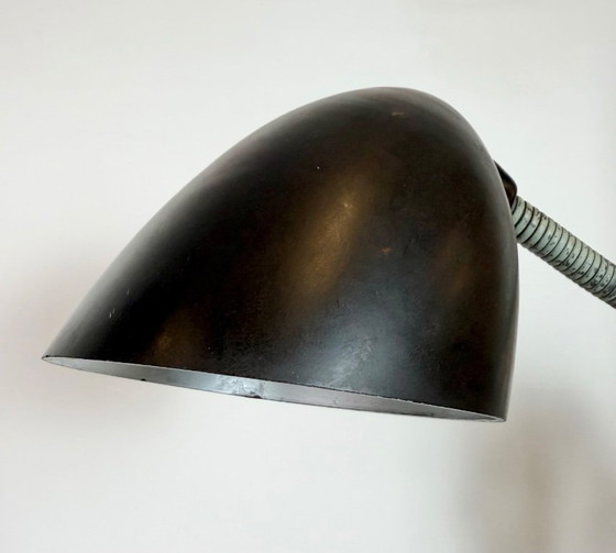 Image 1 of Groene industriële schaarwandlamp van Elektroinstala, jaren 60.