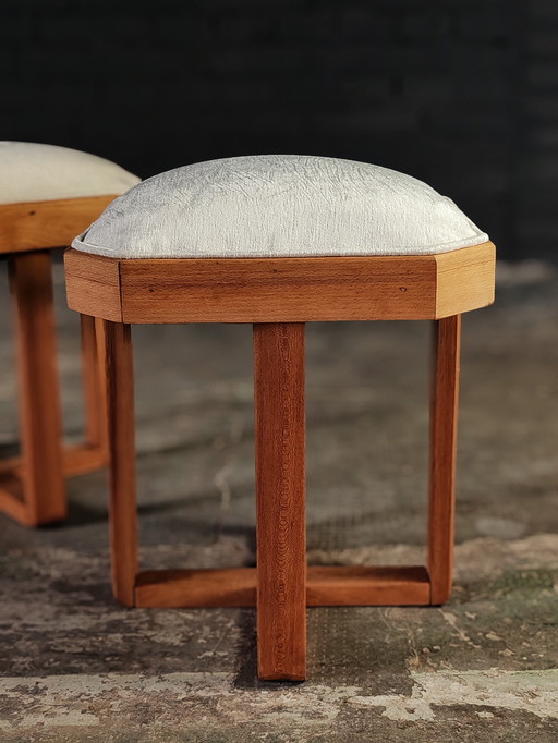 Ein Paar italienische Art-Deco-Hocker aus den 1920er Jahren