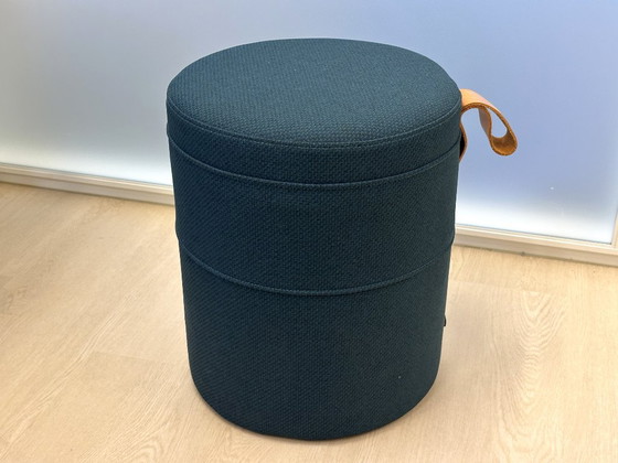 Pouf Bolia Grab Petit Ø40 Bleu OOOJA Design – Poufs & repose-pieds, Leather, Textile (photo 2 of 5)