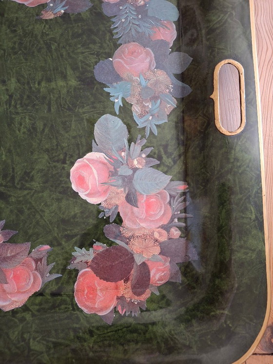 Image 1 of Grand plateau de service en métal peint avec poignées 74,7 X 55,5 cm