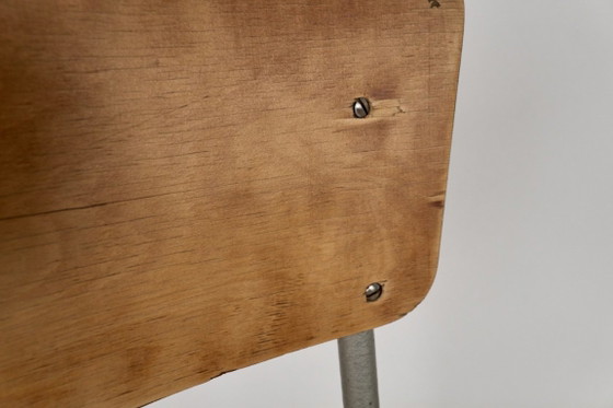 Set van 4 vintage stoelen, jaren 60, Tsjechoslowakije – Eetkamerstoelen, Wood (photo 16 of 19)