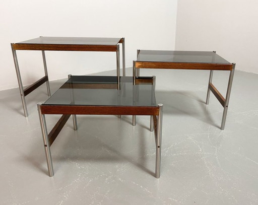 Fristho Mid-Century Dutch Design Nesting Tables with Smokey Glass Top and Wenge with Chrome Base, Set of 3, 1960s.