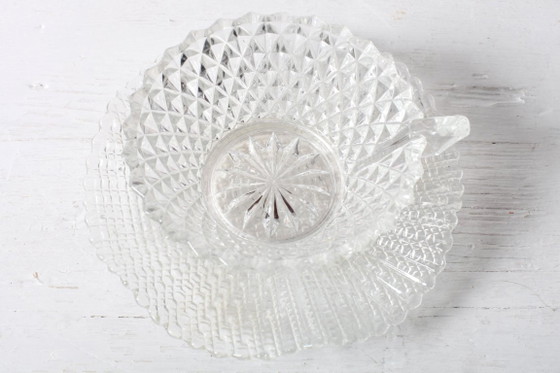 Image 1 of Servizio da tè in vetro trasparente di metà secolo / Decorazione con taglio a diamante / 4 tazze + 4 piattini / Italia / Anni '6