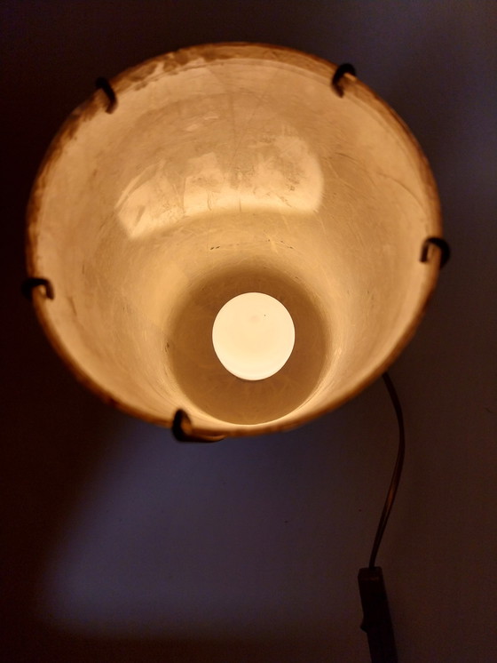 Image 1 of 1 x mid-century table lamp in copper, wood and plastic, labelled Reinier