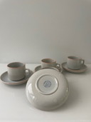 4x Dutch design cups and saucers Driehoek Huizen