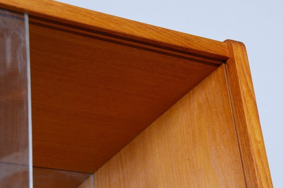 Restored Art Deco Display Cabinet, Oak and Glass, Czech, 1940s – Jitona, Metal (photo 15 of 15)