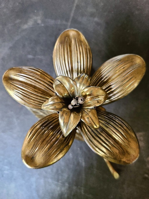 Vintage ashtray brass flower
