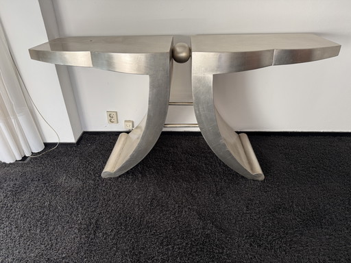 Silver leaf tableware from Lam Lee Group