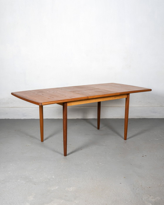 Image 1 of Entendable Dining Table By Meredew Made Of Teak