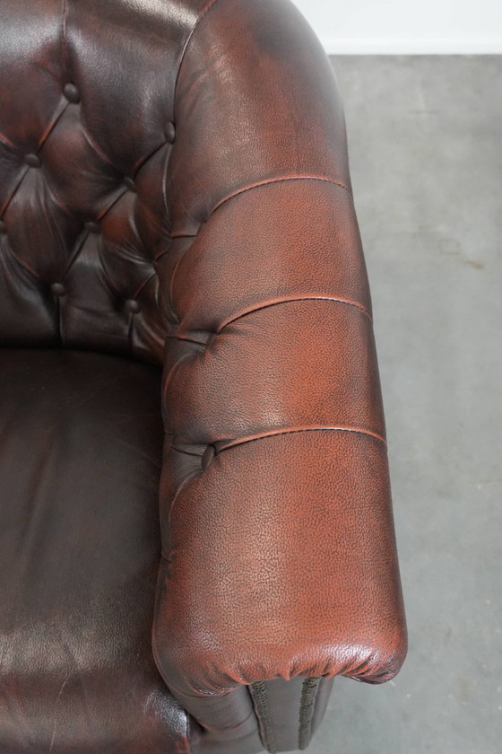 Image 1 of 3 fauteuils club Chesterfield classiques en cuir de vachette