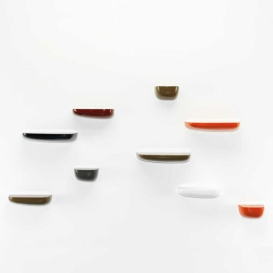 Image 1 of Mensole da parete Vitra Corniches in vari colori e dimensioni