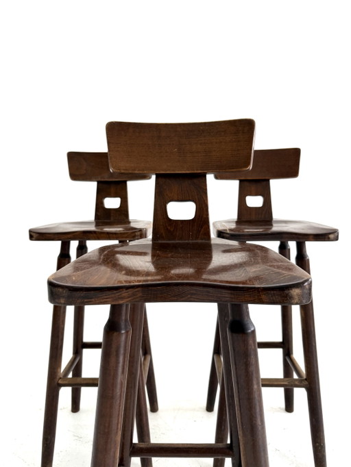 Ensemble de 3 tabourets de bar brutalistes à dossier en T, années 60 – barkrukken, Wood (photo 2 of 10)
