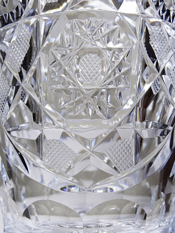 Image 1 of Grand vase en cristal taillé et moulé vintage 80-2000 Bohême Tchécoslovaquie