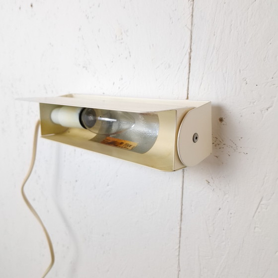 Image 1 of Applique murale vintage en métal blanc crème, design moderne du milieu du siècle