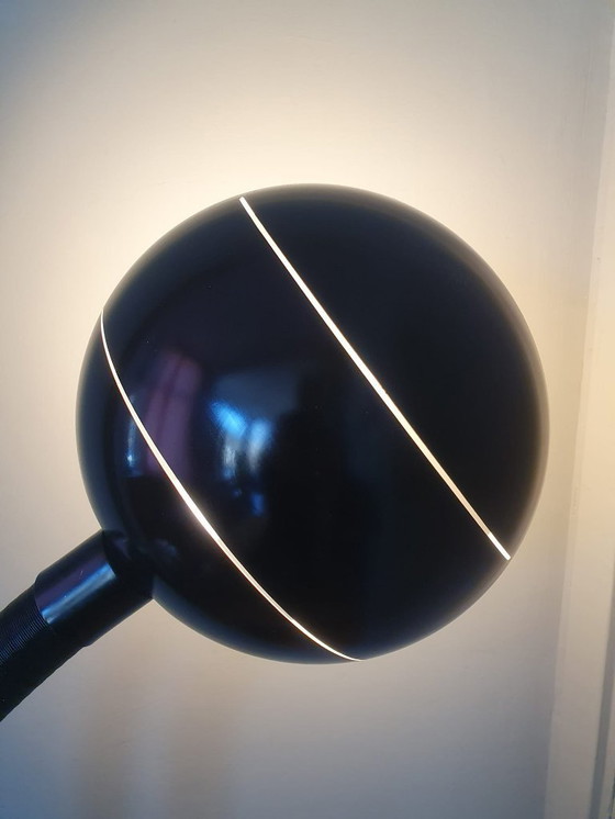 Image 1 of Lampe de lecture noire vintage des années 80 avec abat-jour ajouré.