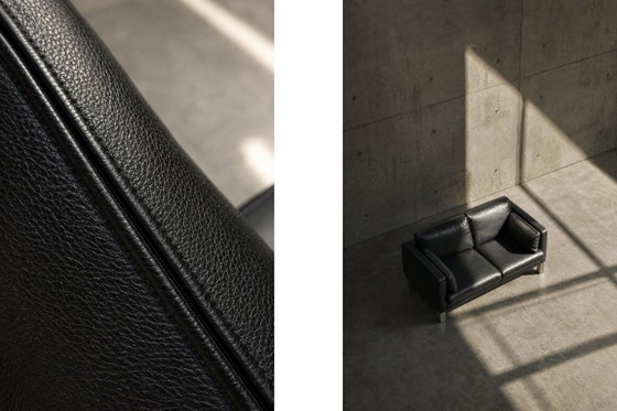 Vintage Deense tweezitsbank van zwart leer uit het midden van de 20e eeuw, Deens modern design, jaren 70 (photo 14 of 24)