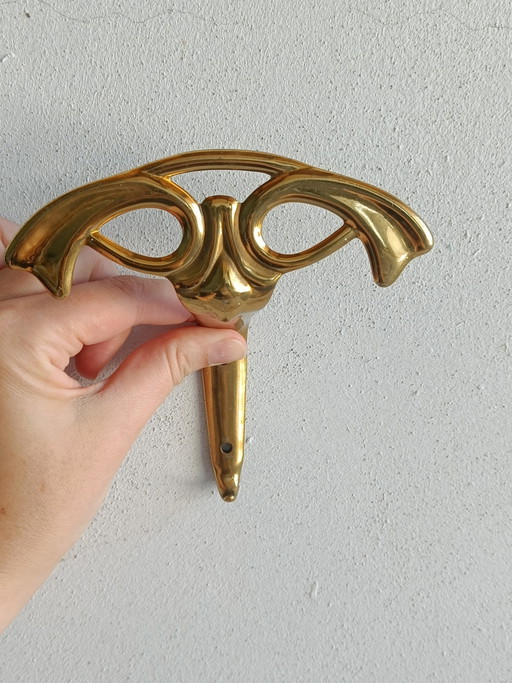 Pair of Mid-Century Modern Solid Brass Wall Coat Hooks – Sculptural Italian Design, 1950s–1960s