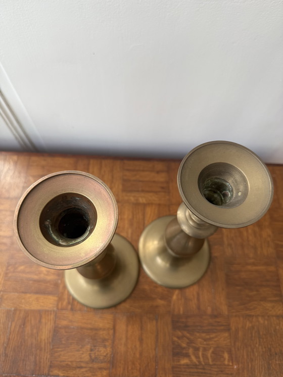 Image 1 of 2 candelabros grandes de latón