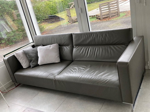 Urbani bank – Didier Gomez voor Ligne Roset – Antracietgrijs leer