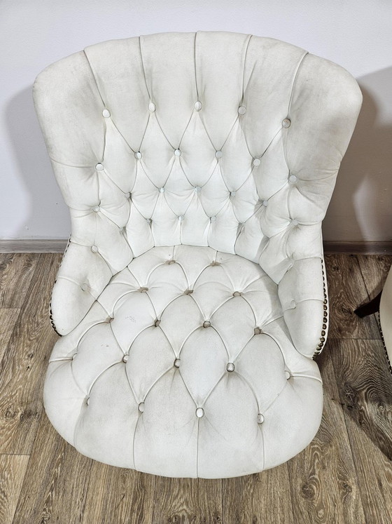 Chesterfield Armchairs, England, 1960s, Set of 2 – Leather, Wood (photo 3 of 15)