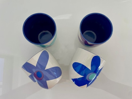 Image 1 of Brocca con 4 tazze – Design floreale e smalto blu