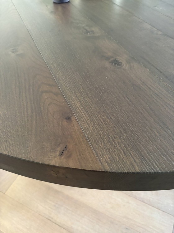 Eettafel van rustiek eiken, Oak Rustic Collection, Hout, Metaal, Zwart, Modern (foto 3 van 5)