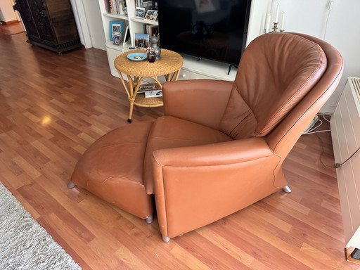 Leolux fauteuil met hocker