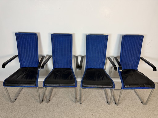 4 chaises