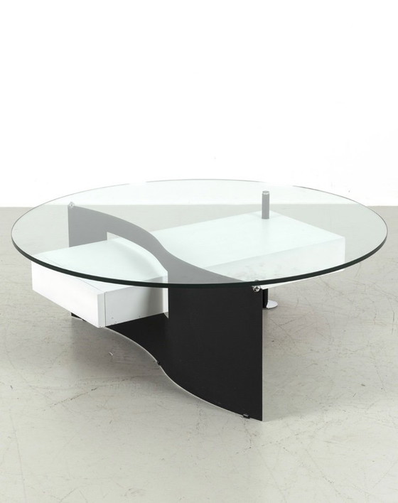 Image 1 of Coffee table, Italian model