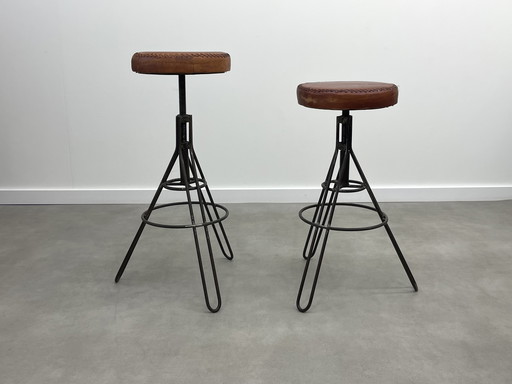 Set of 2 adjustable industrial stools