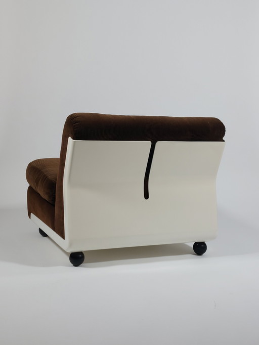 Set van twee Amanta Cord fauteuils en sofa's van glasvezel, ontworpen door Mario Bellini C&B Italy.