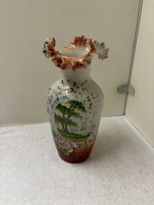 Mid-century Opaline glazen vaas 