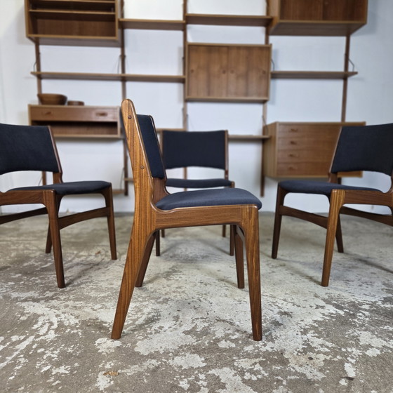 Image 1 of 4x Erik Buch vintage jaren 60 Deense stoel gerestaureerd teak