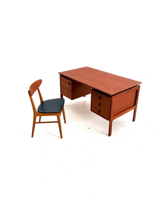 Vintage Danish Teak Desk, Arne Vodder ‘60 – Wood (photo 10 of 14)
