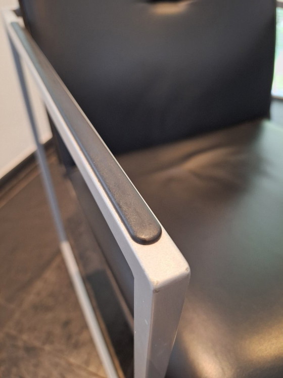 Image 1 of Zwart lederen Arco Frame eetkamerstoelen