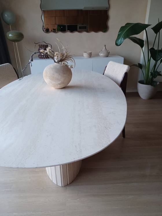 Image 1 of Beautiful dining table made of solid travertine natural stone