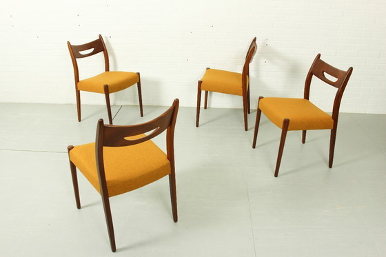 Image 1 of Set van 4 vintage teakhouten fauteuils, jaren 60