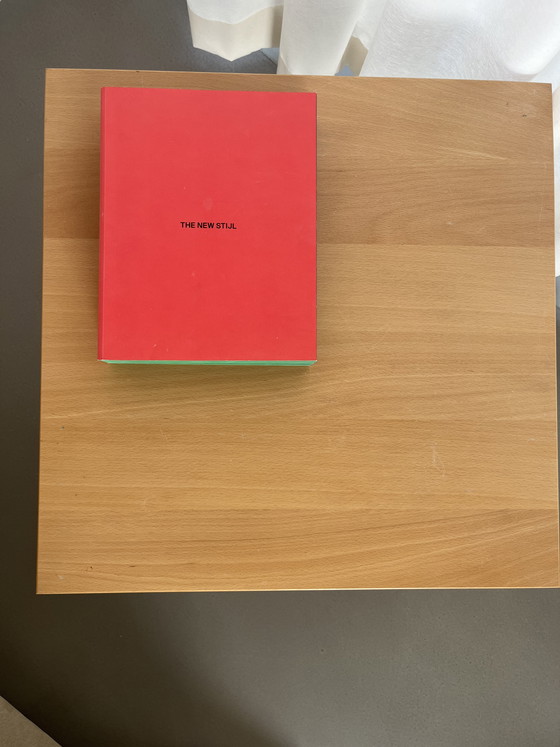 Image 1 of Vintage Pin Age Side Table – Arne Jacobsen for Fritz Hansen