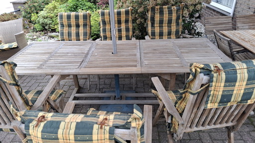Teak Garden Set With Parasol | 6 Beach chairs + Cushions